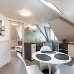 Rossini By Interhome شقة